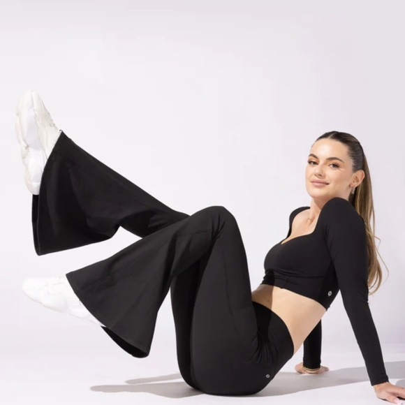 POPFLEX supersculpt bell bottom with pockets -Black size Medium 29" - Picture 1 of 3